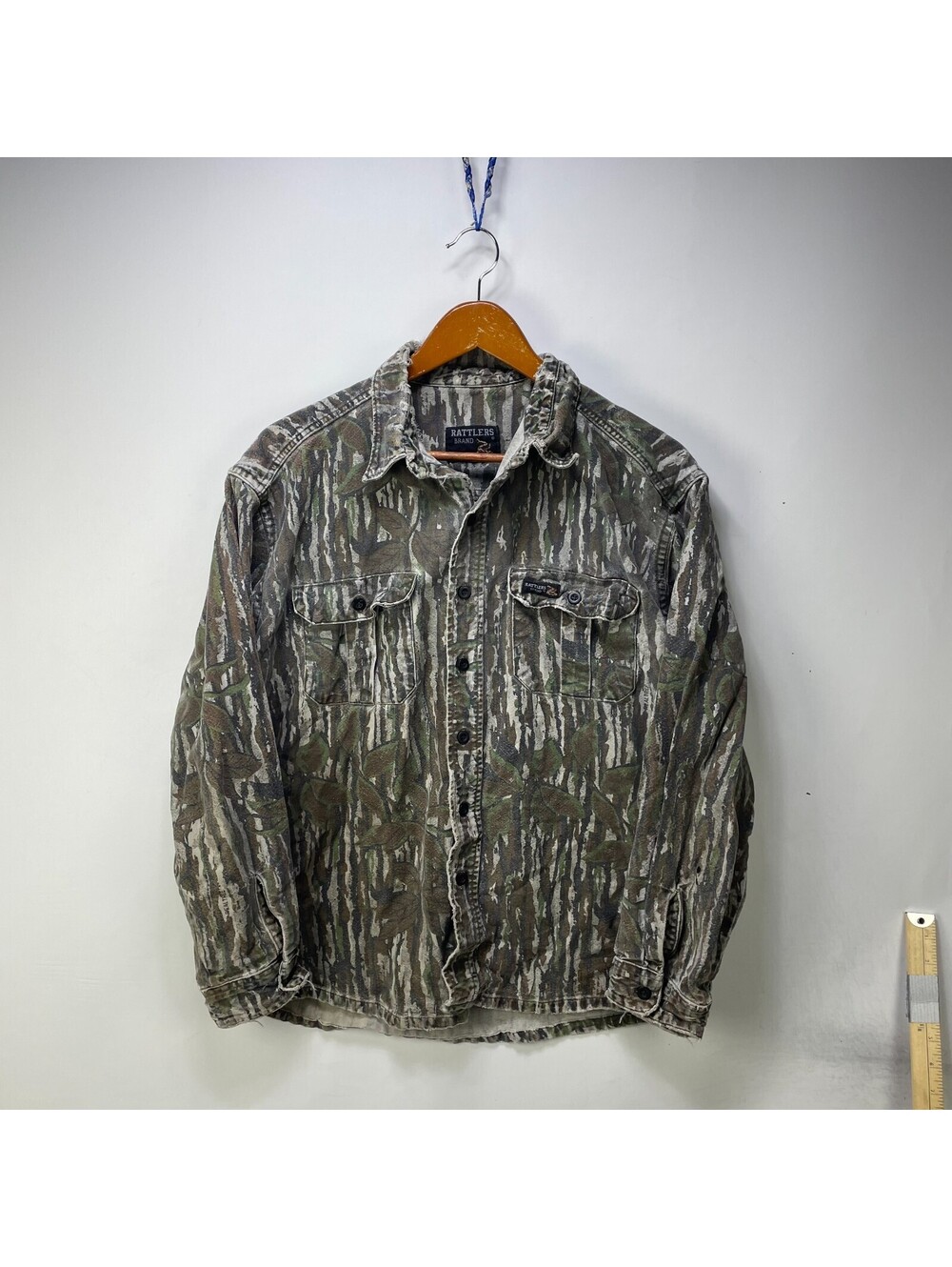 Vintage Rattlers Real Tree Camo Button Up Hunting Shirt L